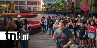 Foto: Competencia de "farmear aura"