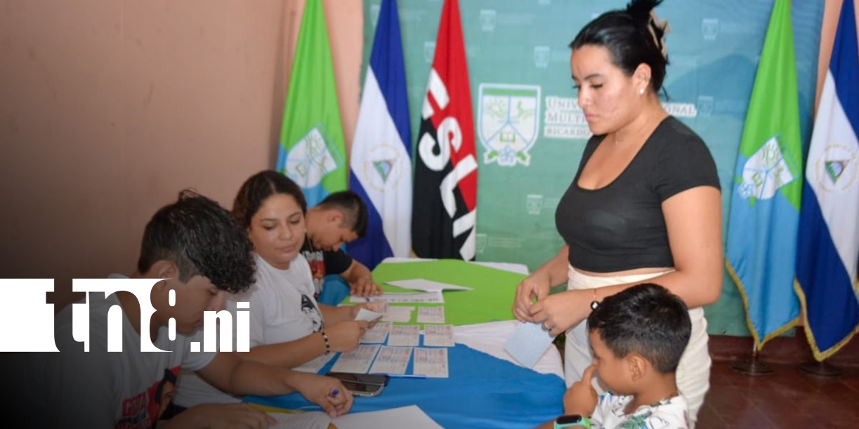 Foto: Becas universitarias en Masaya / TN8
