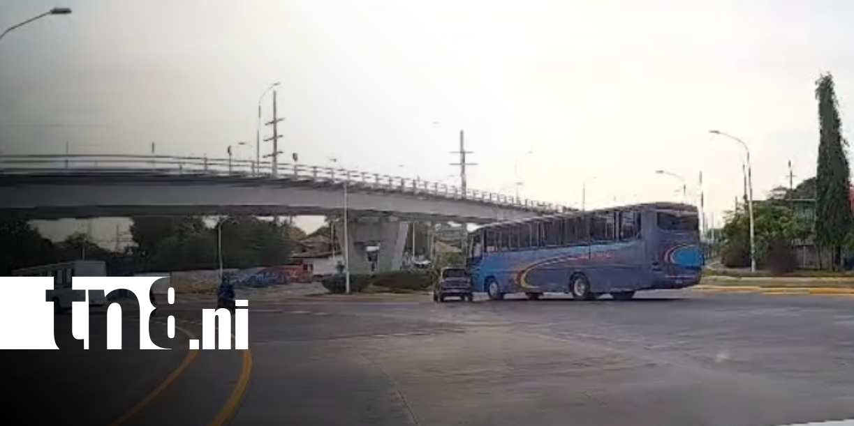 Foto: Aparatoso accidente de tránsito en el 7 Sur / TN8