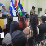 55 nuevos profesionales reciben sus títulos en la BICU Bilwi Foto: 55 nuevos profesionales reciben sus títulos en la BICU Bilwi / TN8