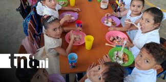 Foto: Merienda escolar en San Rafael del Sur / TN8