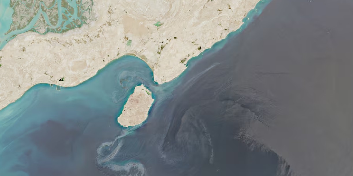 Foto: Derrame de petróleo en islas de Irán