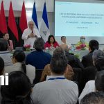 Instituciones municipales respaldan iniciativa de reforma parcial a la Constitución de Nicaragua Foto: Representantes de la Procuraduría para las Municipalidades en reunión con Asamblea Nacional de Nicaragua / TN8