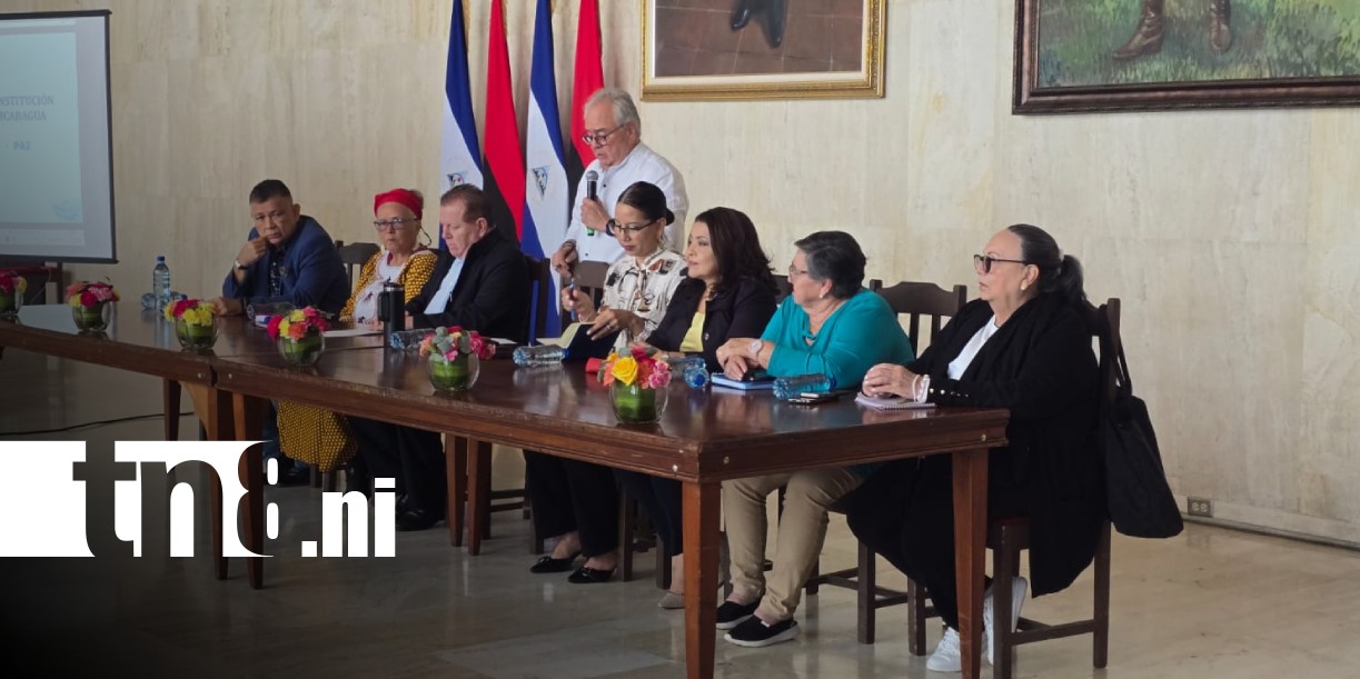 Foto: Consulta a reformas constitucionales de Nicaragua con el gremio artístico / TN8