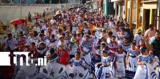 Foto: Día Nacional del Huipil reúne a familias y estudiantes en Siuna/TN8