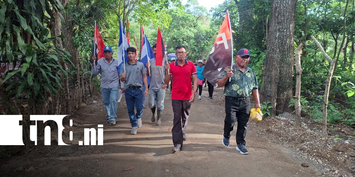 Foto: Un camino en mejores condiciones para las familias de Poste Rojo/TN8