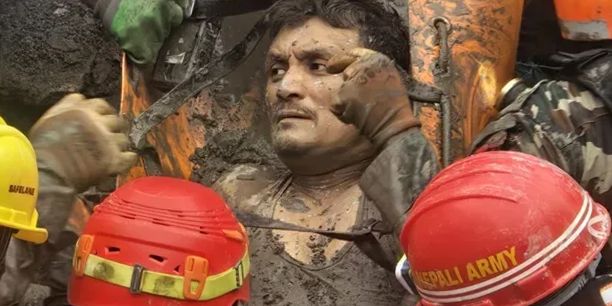 Foto: Rescatan con vida a dos trabajadores tras pasar nueve días atrapados bajo tierra en Nepal/Cortesía