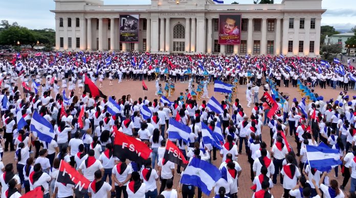 Foto. Juventud Presidente realiza proclama por la paz y amor a Nicaragua Foto. Juventud Presidente realiza proclama por la paz y amor a Nicaragua