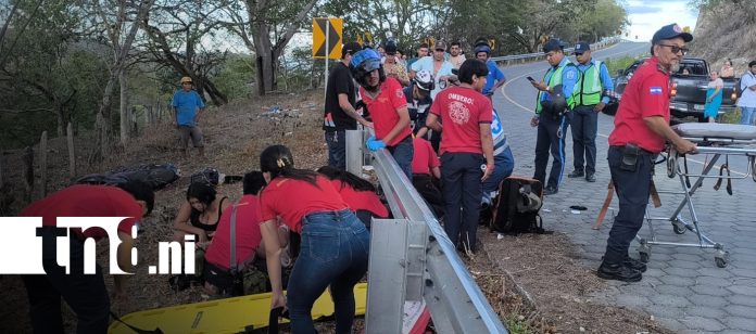 2 Foto: Dos motociclistas resultan lesionados tras impactar contra valla metálica en Estelí/TN8