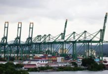 Canal de Panamá analiza nuevas restricciones ante la falta de lluvias y el fenómeno de El Niño Foto: El Canal de Panamá enfrenta una nueva amenaza: menos barcos y menor calado por falta de agua/Cortesía