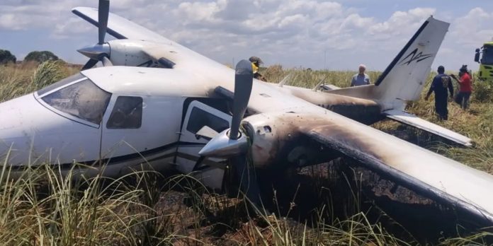 2 Foto:Avioneta se estrella en Venezuela y sus siete ocupantes sufren quemaduras/Cortesía