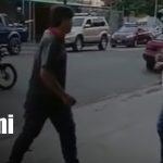Una invasión de carril terminó en una pelea a golpes entre motociclistas en Managua Foto:Dos motociclistas se van a los golpes tras incidente vial en Ciudad Jardín, Managua/TN8