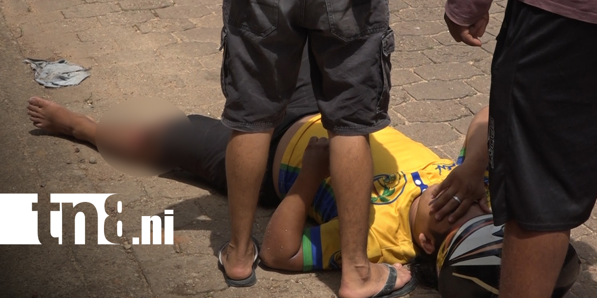 Foto: Colisión entre motocicleta y taxi deja daños materiales en Bilwi/TN8