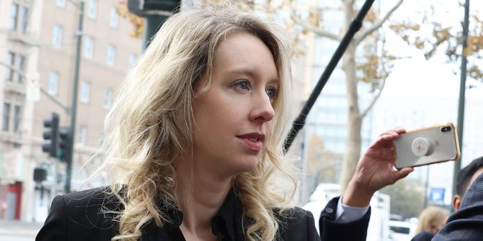3 Foto: Elizabeth Holmes rompe el silencio: un documental muestra sus últimos 34 días antes de prisión/Cortesía