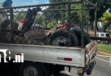foto: Conductor queda prensado tras impactar contra poste en la Nueva a León/tn8