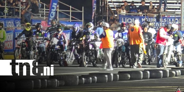 Foto: Moto Circuito Nocturno reúne a corredores en Managua/TN8 Foto: Moto Circuito Nocturno reúne a corredores en Managua/TN8