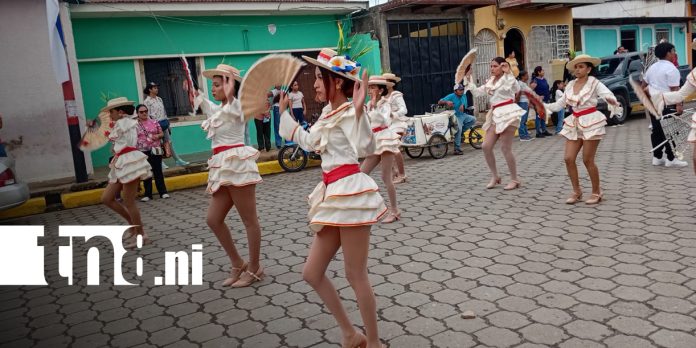 Foto: Bandas rítmicas llenan de música y color las calles de Nandaime/TN8 Foto: Bandas rítmicas llenan de música y color las calles de Nandaime/TN8