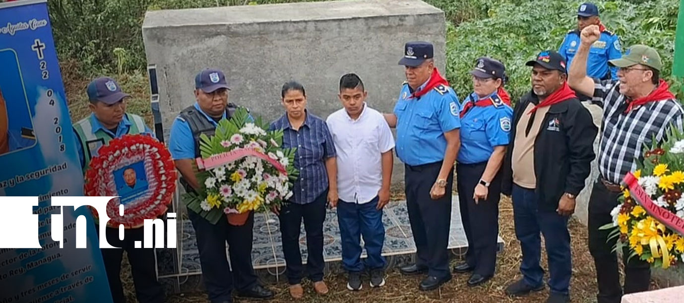 Foto: Rinden homenaje a Héroes de la Paz en el Cementerio Municipal de Jinotepe, Carazo/TN8