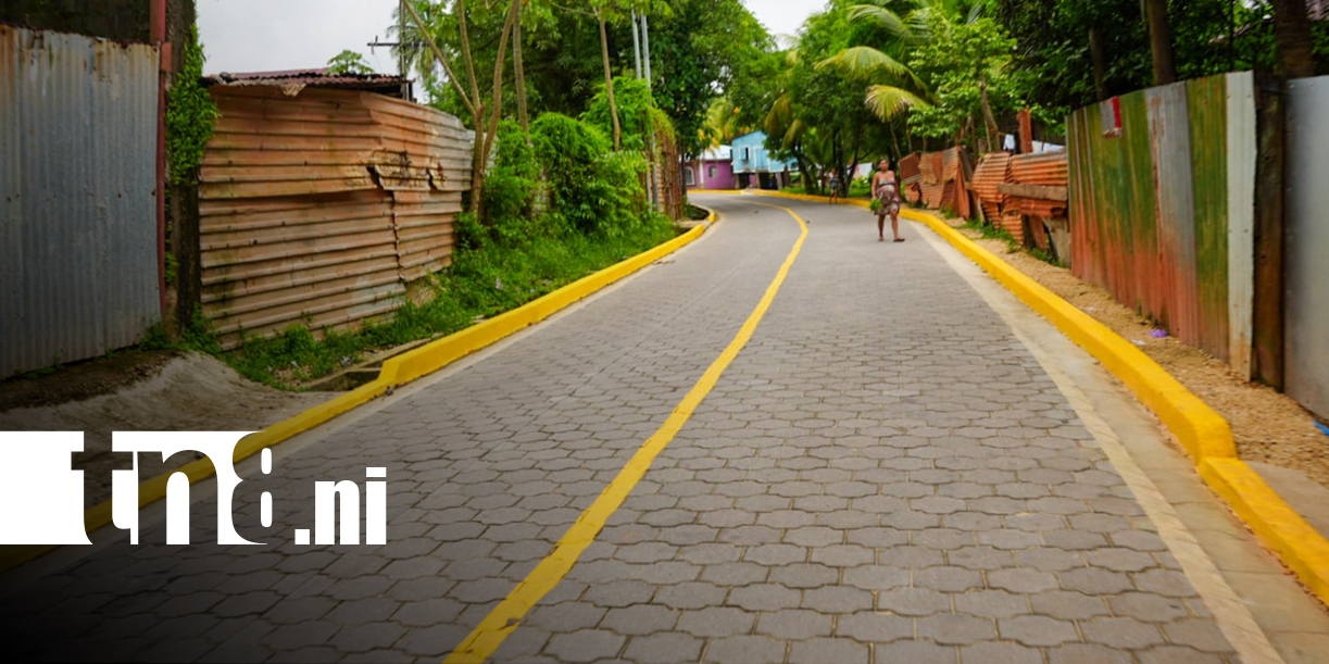 Foto: Más de 800 metros de calles adoquinadas transforman barrios de Bilwi/TN8