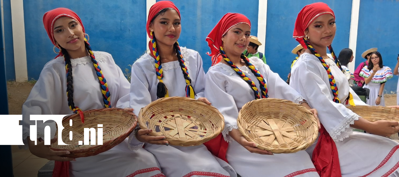 Foto: Conozca el huipil, traje típico característico de las fiestas patrias en Nicaragua / TN8