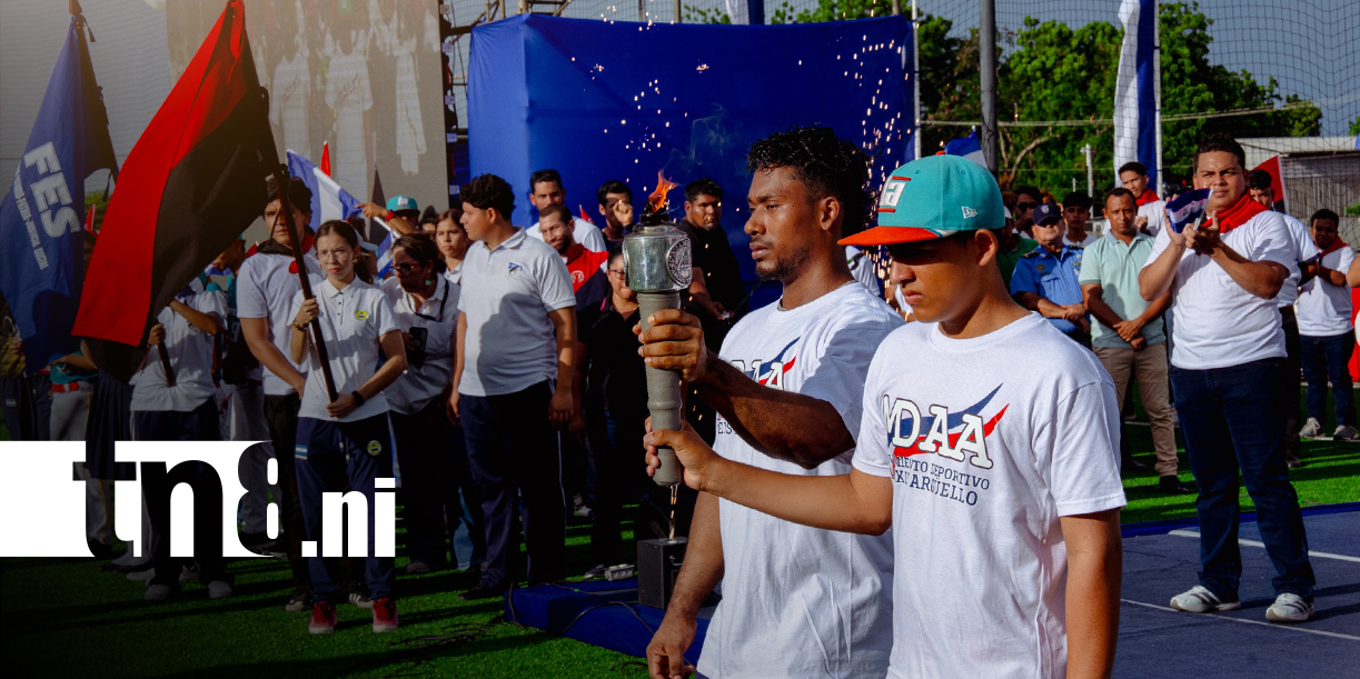 Foto: Jóvenes reciben la Antorcha Centroamericana en Managua/TN8