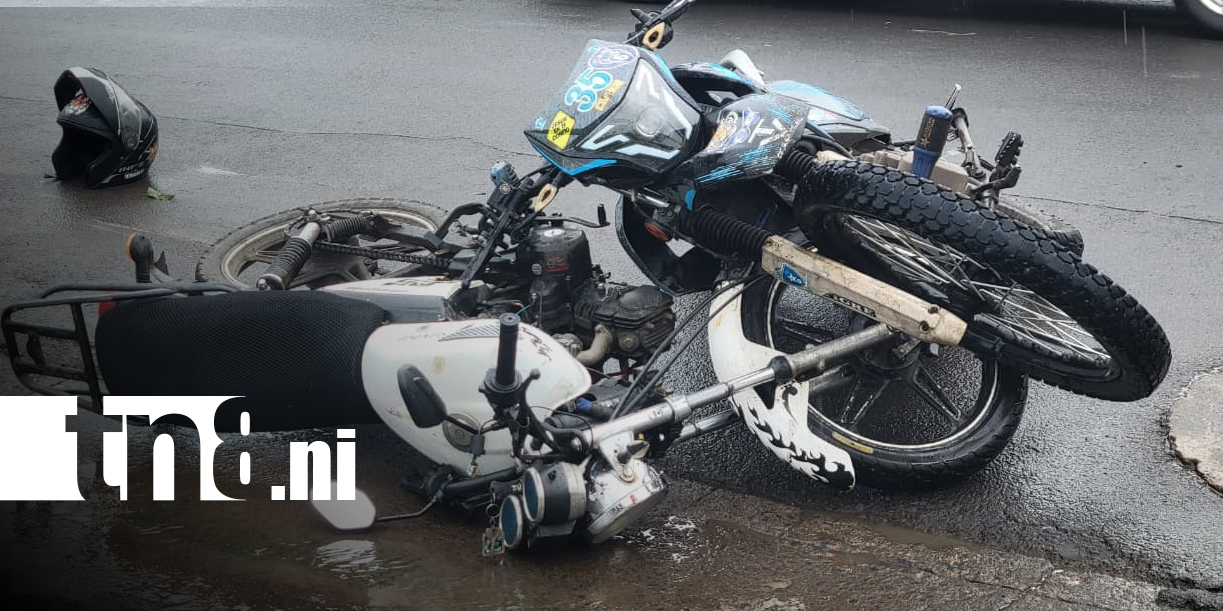 Foto: Motociclistas de delivery chocan en barrio Guapinol, Granada/TN8