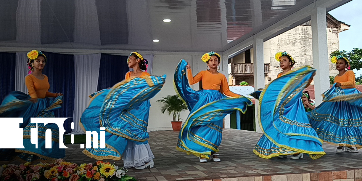 Foto: Desfile y festival cultural marcan la celebración del Huipil en Nandaime/TN8