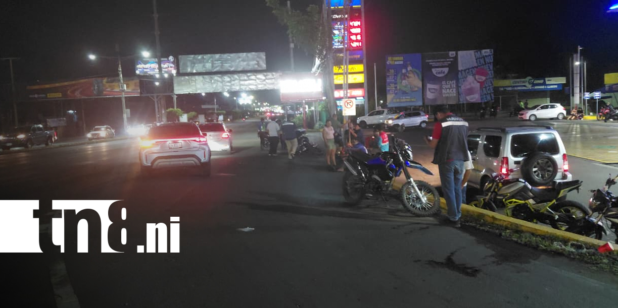 Foto: Fuerte colisión entre motos en Las Colinas, Managua/TN8