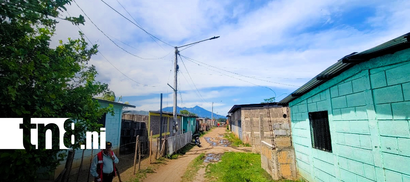 Foto: Inician obras de adoquinado en el barrio 19 de Julio de Nandaime/TN8