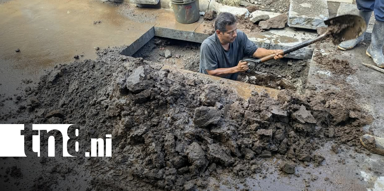 Foto: ENACAL responde por fuga de agua en Santa Ana Sur/TN8