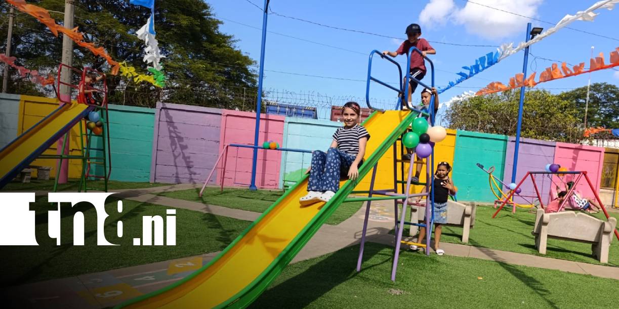 Foto: Benedicto Valverde estrena parque infantil/TN8