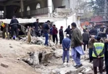 Explosión en mezquita en Pakistán deja 15 muertos y más de 50 heridos Foto: Explosión sacude una mezquita de Pakistán /Cortesía