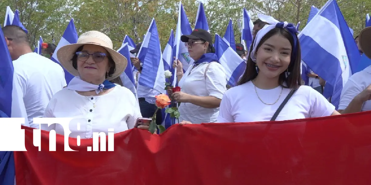 Foto: Patriotismo y memoria histórica: INSS rinde tributo en San Jacinto /TN8
