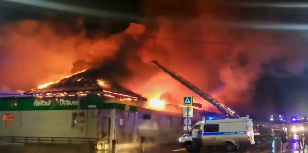 Foto: Rusia de luto tras mortal incendio en fábrica de pirotecnia /Cortesía
