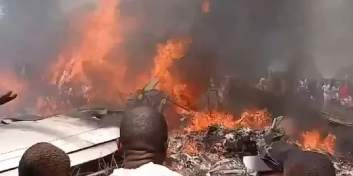 Plantilla Moderna TN8.Ni-Recuperado (19) Foto: Avioneta se estrella en el Congo y deja 17 muertos /Cortesía