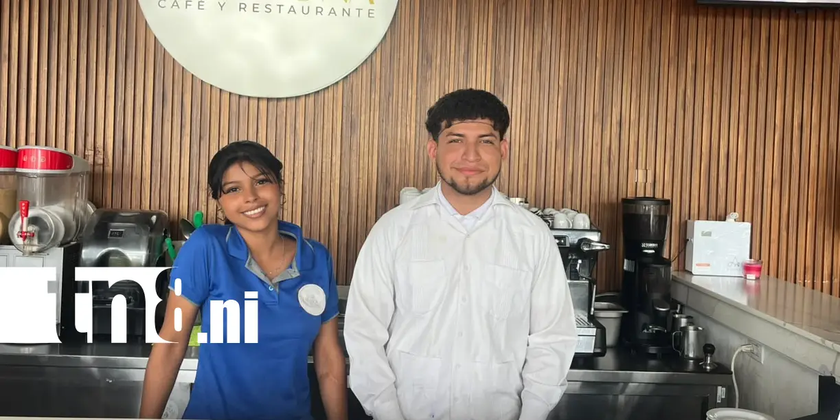 Foto: Familias disfrutan la semana patria con ofertas sin IVA en Managua /TN8