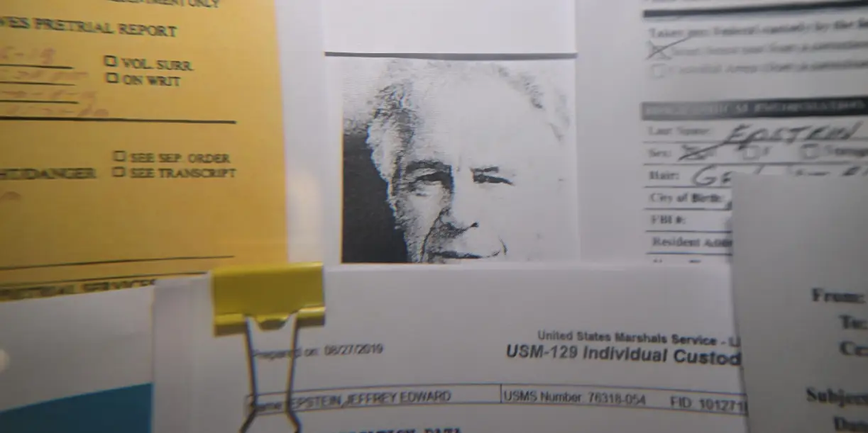Foto: Investigan al abogado y contador que administran bienes de Epstein /Cortesía