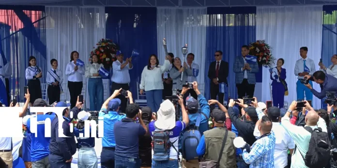 Foto: Nicaragua recibe el fuego libertario que recorre Centroamérica /TN8 Foto: Nicaragua recibe el fuego libertario que recorre Centroamérica /TN8