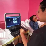 Feria prenatal en Managua ayuda a prevenir complicaciones en madres y bebés Foto: Feria en Managua permite detectar a tiempo riesgos durante el embarazo /TN8