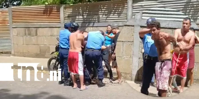 Foto: Capturado y golpeado tras intento de robo en San Judas (VIDEO) /TN8 Foto: Capturado y golpeado tras intento de robo en San Judas (VIDEO) /TN8