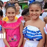 Niñez de Santa Teresa celebra el Día del Huipil con colorida pasarela Foto: El huipil se luce en pasarela de niños en Santa Teresa, Carazo /TN8