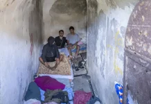 El refugio oculto que un incendio dejó al descubierto en un antiguo túnel de Ceuta Foto: El refugio oculto de migrantes en Ceuta /Cortesía