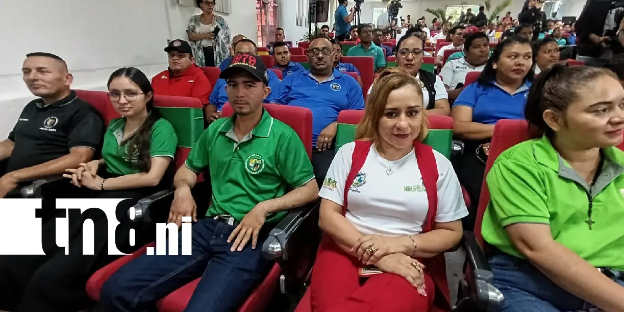 Foto: UNA destaca avances de Universidad en el Campo /TN8
