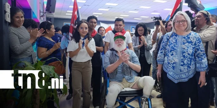 Foto: Presentación de libro del heroico Brian Wilson en Nicaragua / TN8
