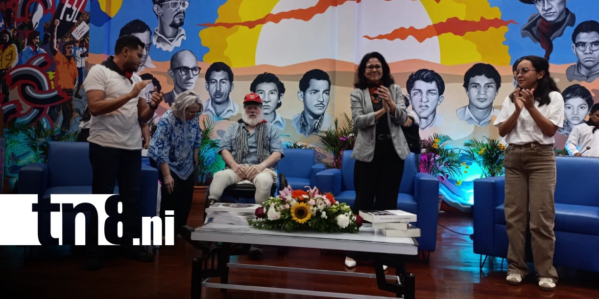 Foto: Presentación de libro del heroico Brian Wilson en Nicaragua / TN8