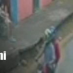 Foto: Ladrones arrebatan celular a niño en Managua / TN8