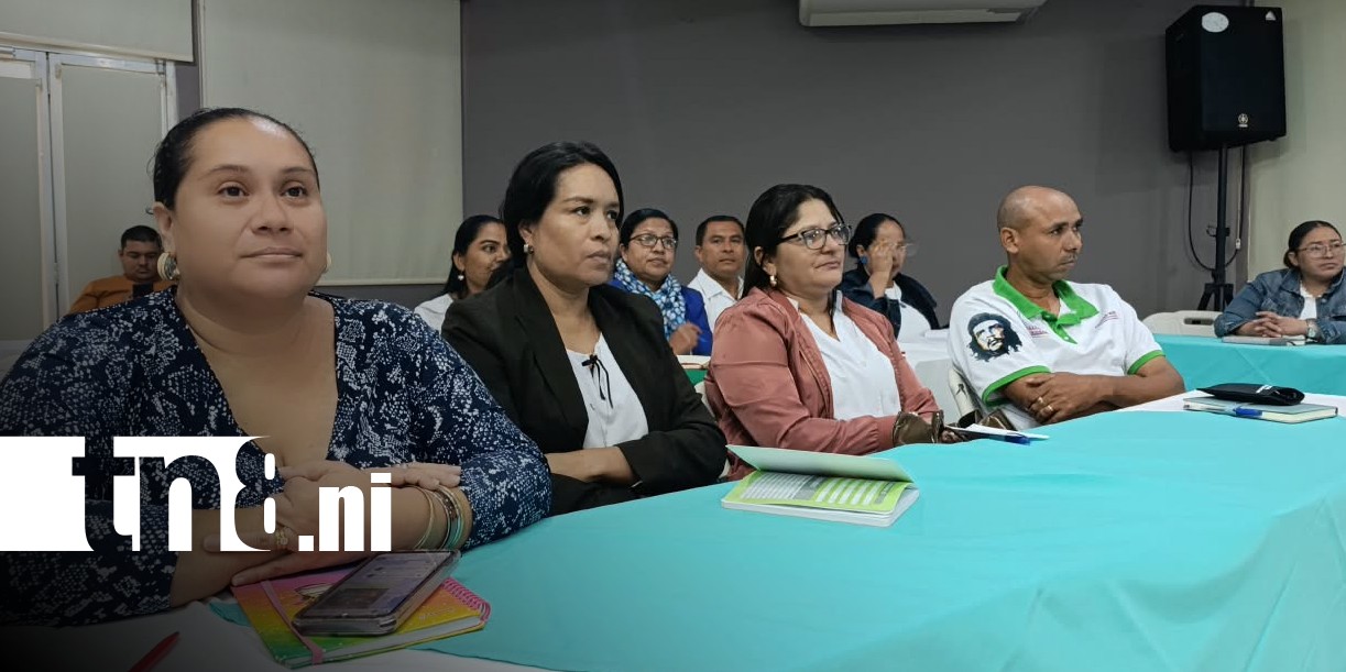 Foto: Reunión del MINED con docentes de Nicaragua / TN8