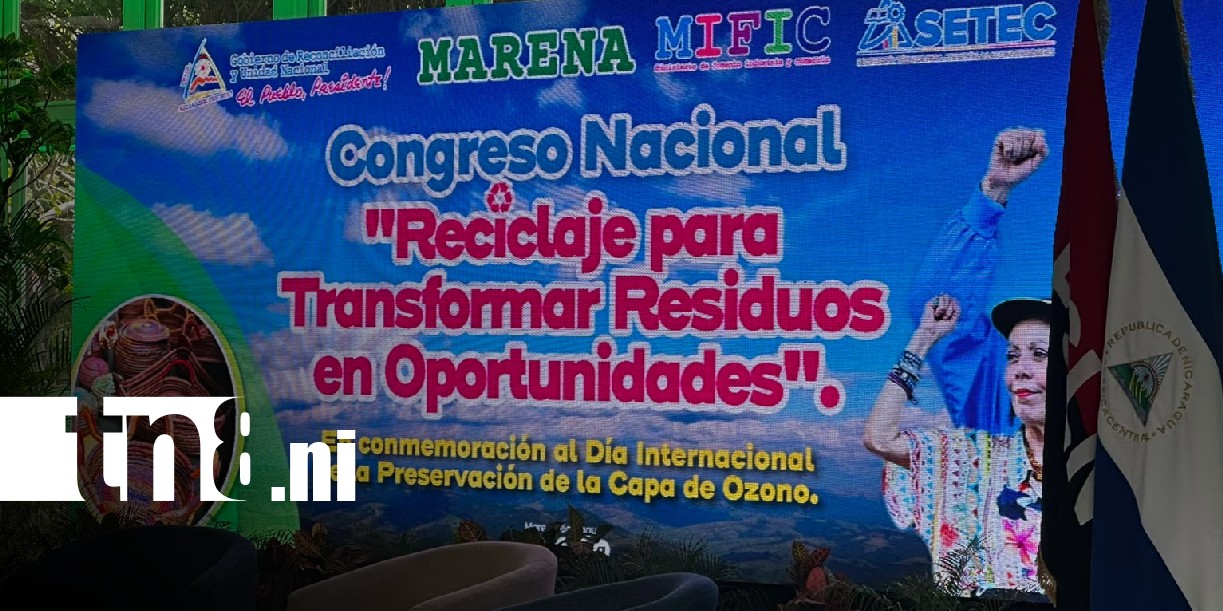 Foto: Foro sobre reciclaje y medio ambiente con el MARENA / TN8