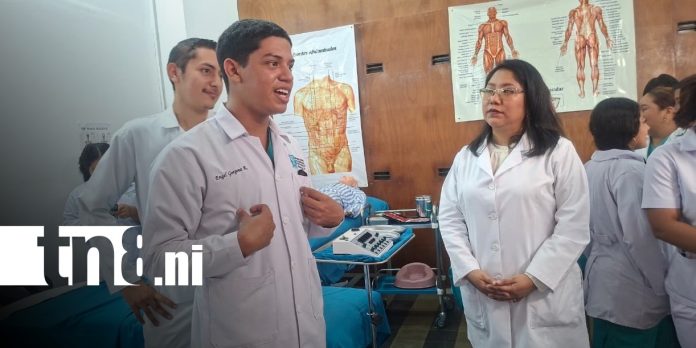 Foto: Nueva aula práctica de salud en universidad de Granada / TN8 Foto: Nueva aula práctica de salud en universidad de Granada / TN8