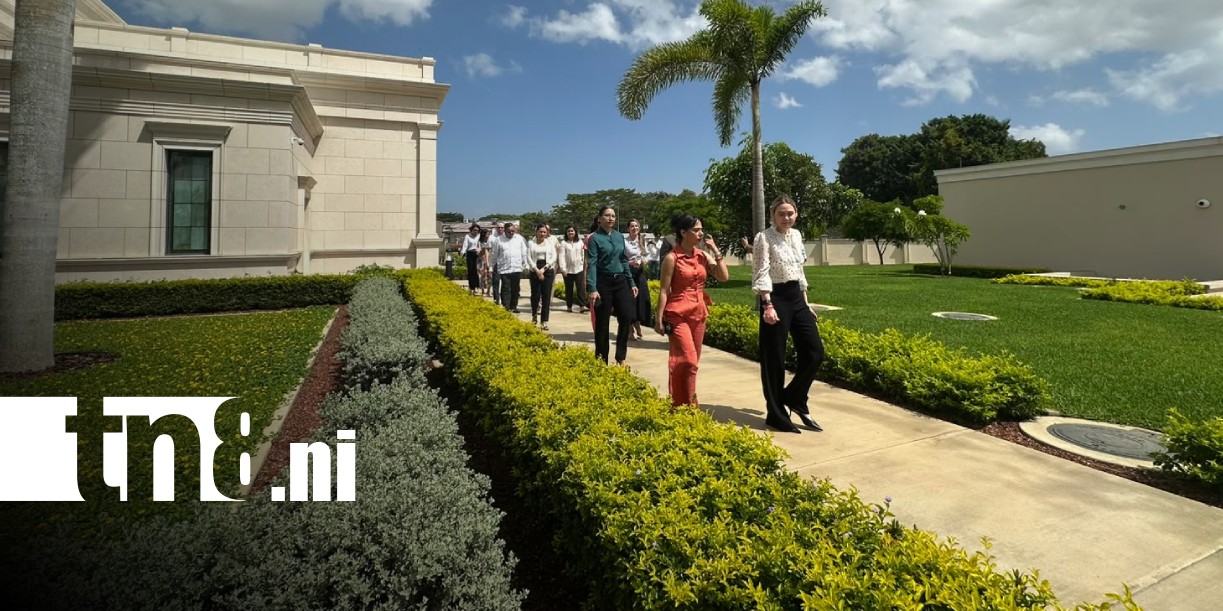 Foto: Visita de funcionarios de Nicaragua al Templo de Managua / TN8
